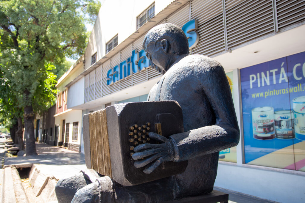 anibal troilo en mendoza