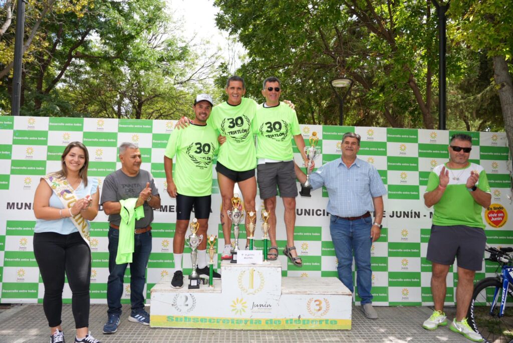 trigesimo-aniversario-del-triatlon-en-junin