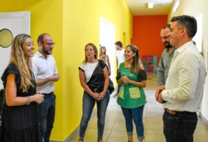 calvente-recorriendo-remodelacion-de-jardines-en-guaymallen