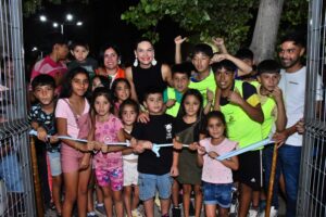 flor-destefanis-inaugura-plaza-en-las-catitas
