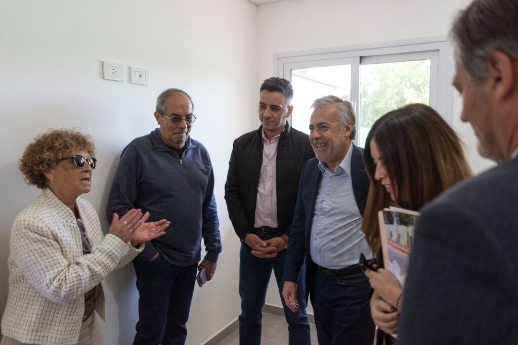 cornejo-y-calvente-entregaron-viviendas